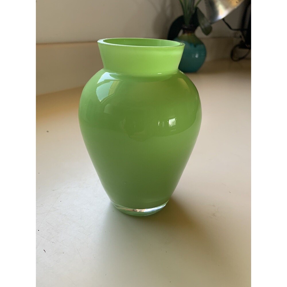 Hand Blown Green 5” Glass Vase